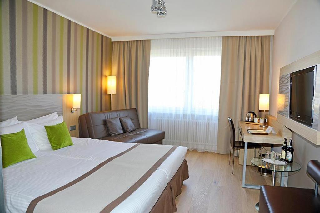 Hotel New Orly München Ngoại thất bức ảnh